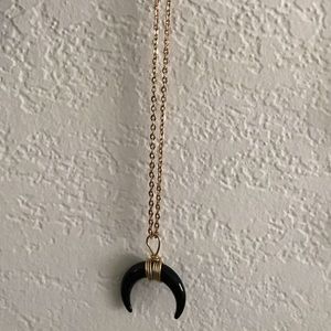 Bullhorn necklace